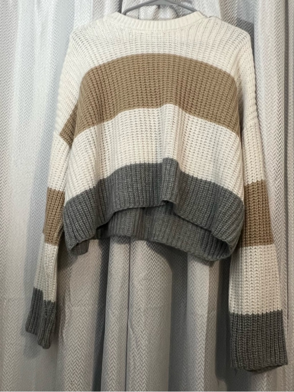 moon & madison Striped Cropped Crew Sweater - White, Tan & Gray Size: L